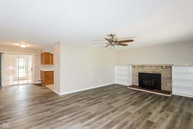 1065 Hornaday Rd in Brownsburg, IN - Building Photo - Building Photo