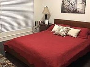 310 Cliff Ln in Cliffside Park, NJ - Building Photo - Building Photo