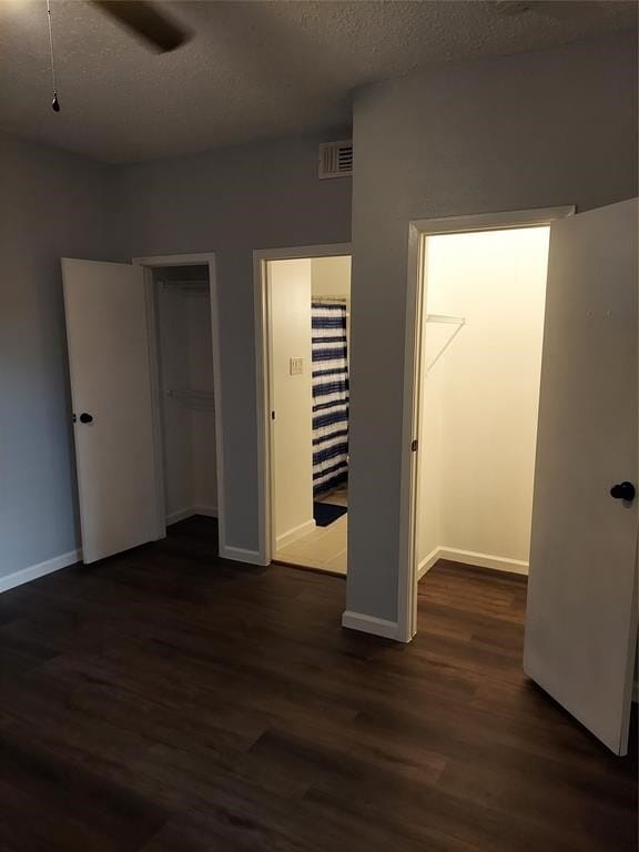 property at 10855 Meadowglen Ln