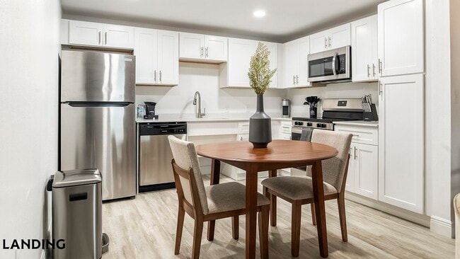 6029 W Irlo Bronson Memorial Hwy, Unit 3A-312