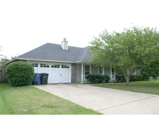 11536 Bayou Pl in Ocean Springs, MS - Building Photo