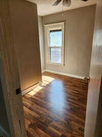 521 E Illinois St photo'