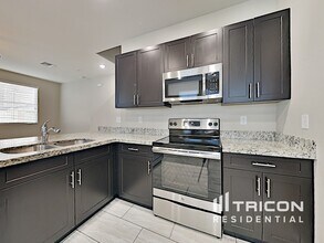 12586 W Roy Rogers Rd in Peoria, AZ - Building Photo - Building Photo