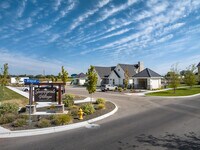 Sunnyvale Village Townhomes in Nampa, ID - Foto de edificio - Building Photo