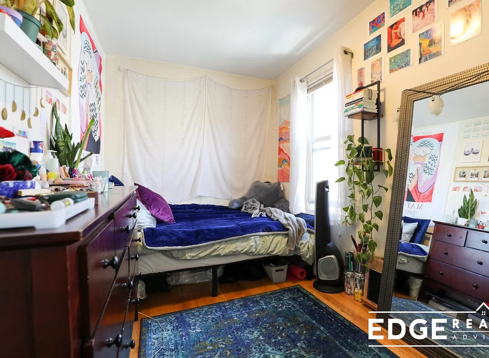 21-23 Weitz St, Unit 3 in Boston, MA - Building Photo