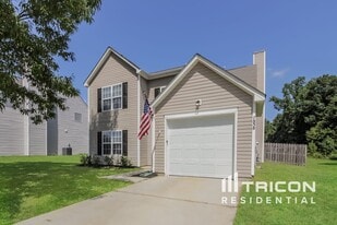 7838 Montbrook Dr in Charlotte, NC - Building Photo