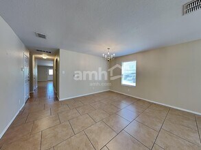 12803 Salerno Way in San Antonio, TX - Foto de edificio - Building Photo