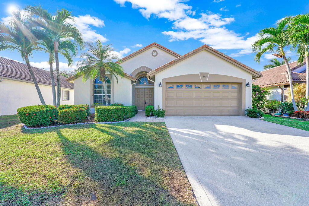 1883 Oak Berry Cir in Wellington, FL - Building Photo