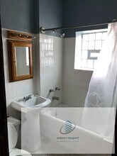 4019 W Irving Park Rd in Chicago, IL - Building Photo - Building Photo