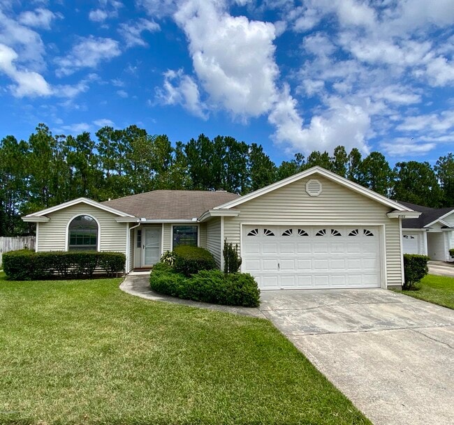 property at 2521 Glade Springs Dr