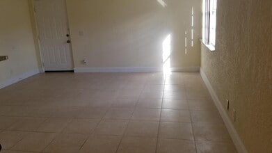 3029 NW 118th Dr in Coral Springs, FL - Building Photo - Building Photo