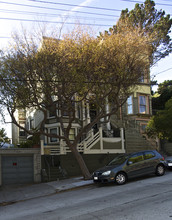 317-323 Page St in San Francisco, CA - Foto de edificio - Building Photo
