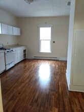 704 E California Ave in Urbana, IL - Building Photo - Building Photo