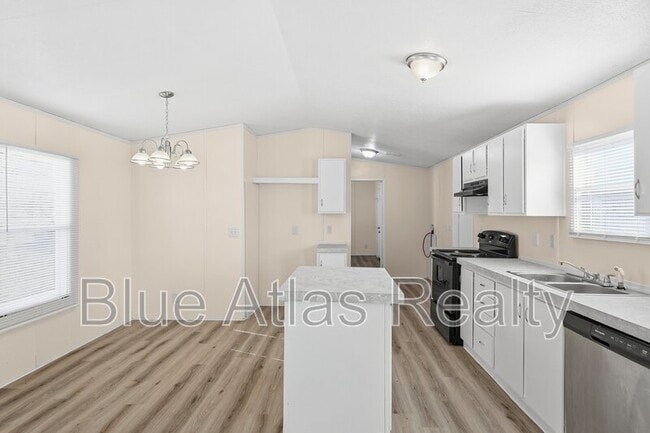 825 Dawn Light Dr in Arlington, TX - Building Photo - Building Photo