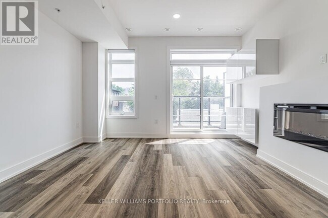 57 Finch Ave W in Toronto, ON - Building Photo - Building Photo