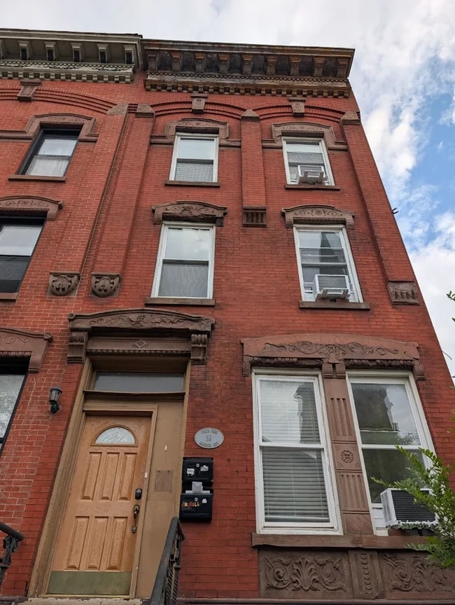 56 Madison Ave, Unit Unit 2