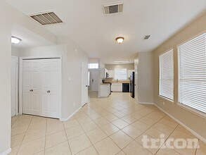 21147 Sprouse Cir in Humble, TX - Building Photo - Building Photo