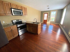 810 Pryce St in Lake Charles, LA - Building Photo - Building Photo