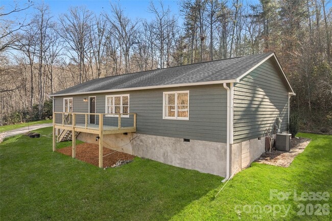 73 The Old Run Rd in Fairview, NC - Building Photo - Building Photo