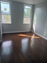 166A Schaefer St in Brooklyn, NY - Foto de edificio - Building Photo