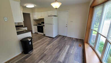 9227 Talisman Dr in Vienna, VA - Building Photo - Building Photo