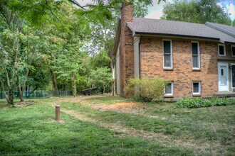 202 Split Rail Dr in Joplin, MO - Building Photo - Building Photo
