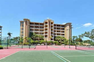 5100 Jessie Harbor Dr in Osprey, FL - Foto de edificio - Building Photo
