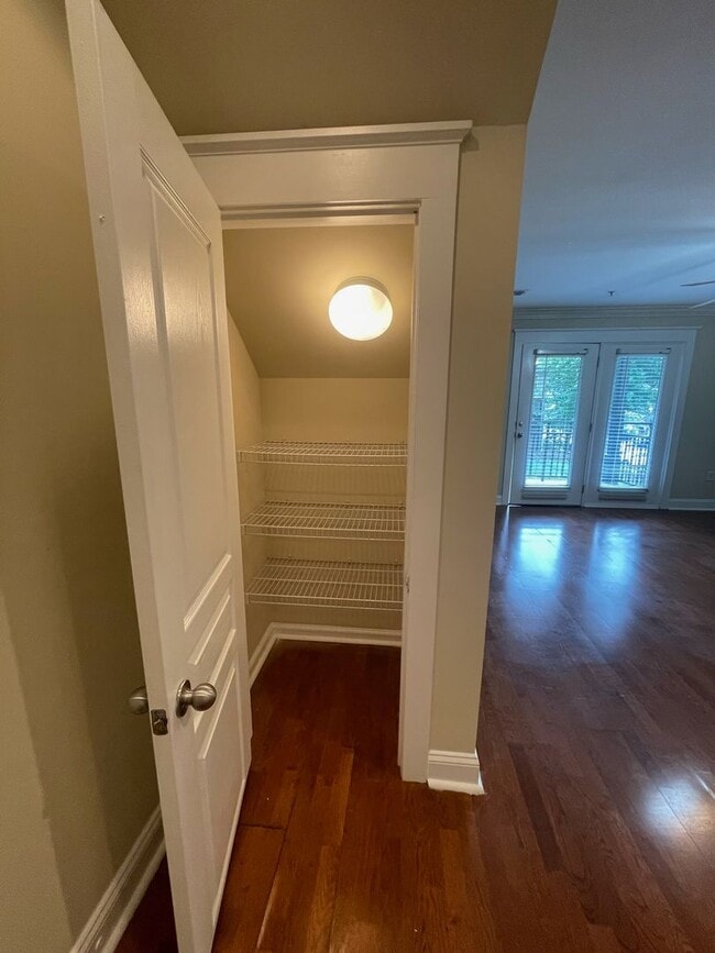 3940 Cherokee Woods Way in Knoxville, TN - Building Photo - Building Photo