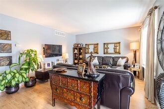 24483 Bashian Dr in Novi, MI - Building Photo - Building Photo