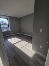 82 Broad St in Weymouth, MA - Building Photo - Building Photo