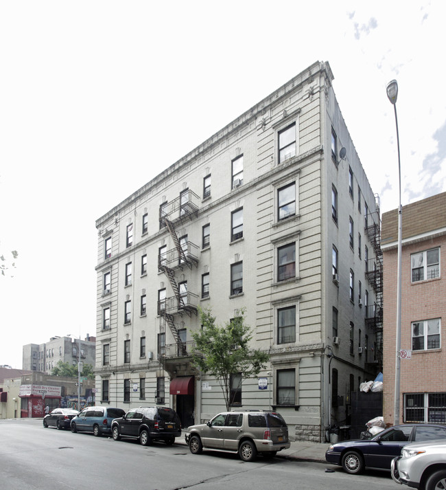 280 E 166th St in Bronx, NY - Building Photo - Building Photo