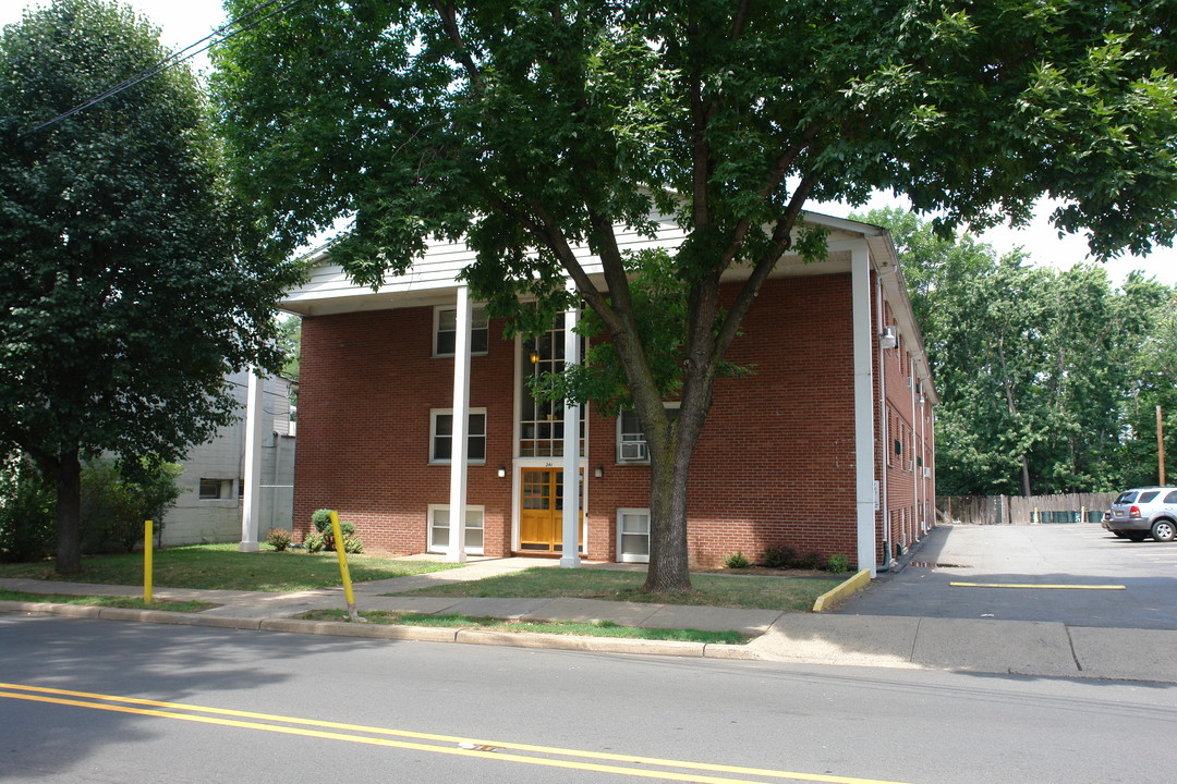 233-241 W Grand St in Elizabeth, NJ - Building Photo