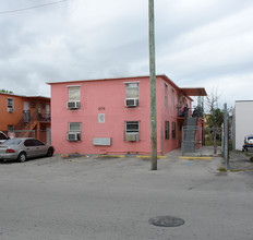 308-316 SW 4th Ave in Homestead, FL - Building Photo - Building Photo