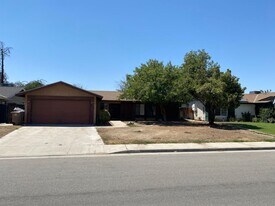 3805 Sweet Water St in Bakersfield, CA - Building Photo