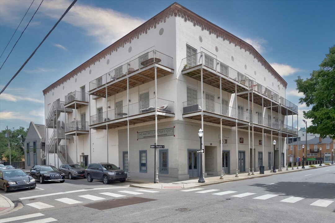 412 Dauphin St in Mobile, AL - Foto de edificio