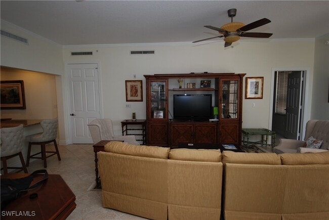 property at 5064 Annunciation Cir