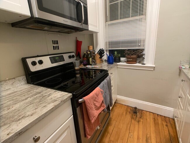 52 Strathmore Rd, Unit 6 in Boston, MA - Building Photo - Building Photo