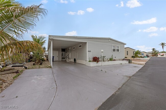 4685 Kahlua Ln in Bonita Springs, FL - Building Photo - Building Photo