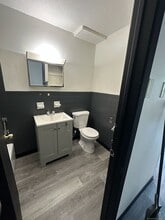 1660 E Main St, Unit 4L in Waterbury, CT - Building Photo - Building Photo