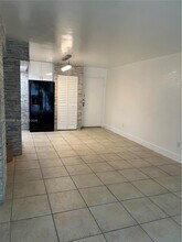 210 Fontainebleau Blvd in Miami, FL - Building Photo - Building Photo
