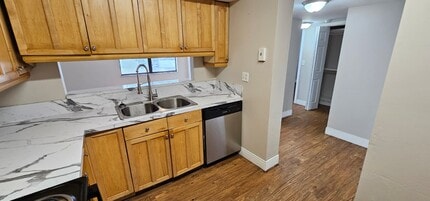 3400 Foxcroft Rd in Miramar, FL - Building Photo - Building Photo