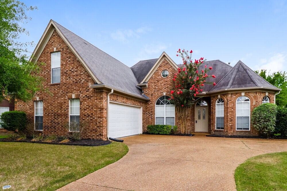 5363 Brookwater Cove S in Memphis, TN - Foto de edificio