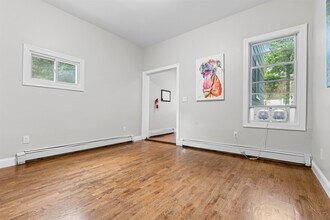 39 Clifton Pl in Jersey City, NJ - Building Photo - Building Photo