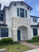 10005 SW 228th Terrace in Cutler Bay, FL - Building Photo