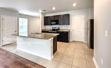 5006 Willow Breeze Wy in Palmetto, FL - Building Photo - Building Photo