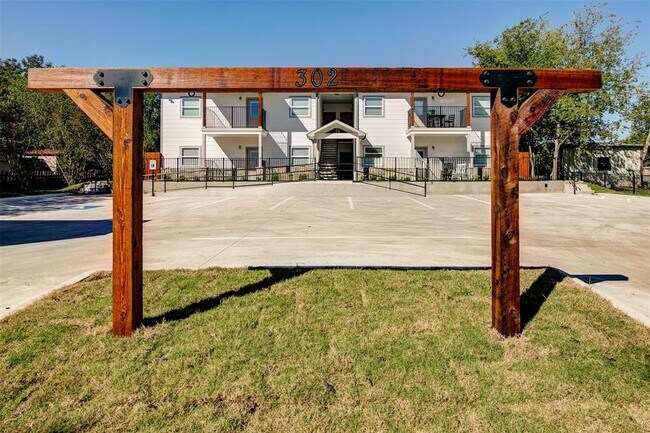 302 Mill St-Unit -1 in Lone Oak, TX - Foto de edificio - Building Photo