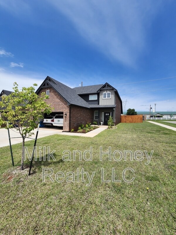property at 6271 NW 178th Cir
