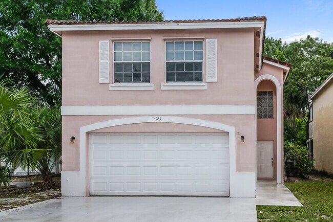 property at 4124 Pine Hollow Cir