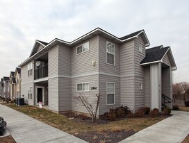 11862 Cloverbrook Apartments