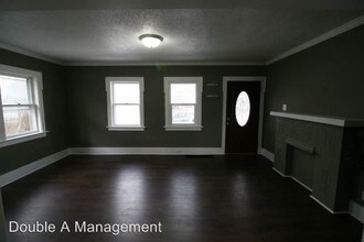 500 Pine St in Waterloo, IA - Building Photo - Building Photo